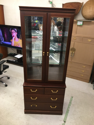 マルニ高級飾り棚 照明付き