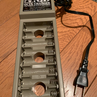 タミヤ TAMIYA 単三形　充電器 の画像
