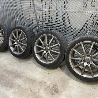 スバル純正ホイール（プリウス使用）の画像