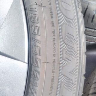 ノート☆新車☆2021年【富山】日産 ニッサン純正 E13 ノート 夏 185/65R15  eパワー 15インチ カバー付 の画像