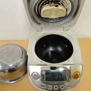 象印　圧力IH 炊飯器　3合炊き　NP-RD05　2012年　モノ市場半田店 131の画像