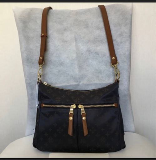 russetのショルダーバッグ 2way