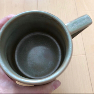 スリーコインズ　カップの画像