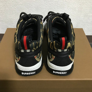 BURBERRY レオパードスニーカー(商談中)