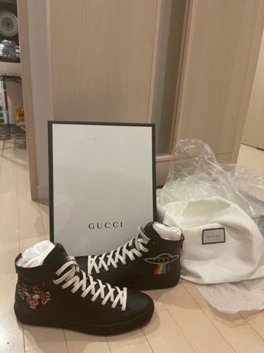 新品未使用Gucci革スニーカー サイズ9