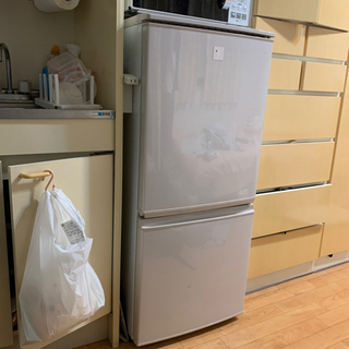 一人暮らし用冷蔵庫　137L  SHARP  SJ-PD14A-C