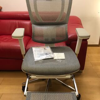 【新品】エルゴヒューマン フィット オットマン内蔵型　Ergohuman Fit Ottoman  ホワイト メッシュ座