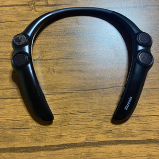 ネックスピーカー