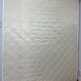 収納付き ダブルベッドの画像