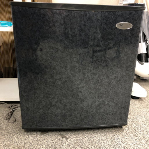 ミニ冷蔵庫　ワンドア 45L 一人用