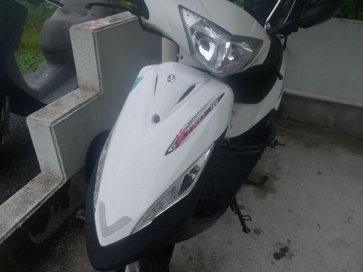 SYM　Xpro125ｃｃ　キャブ仕様　完動美車　 リヤーキャリヤ付き　２０１６製？