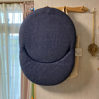 ニトリ　座椅子　折り畳み式　コンパクトの画像