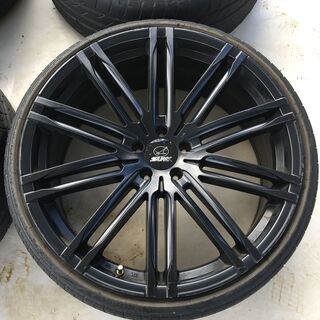 ホイールタイヤセット　245/30/ＺＲ22の画像