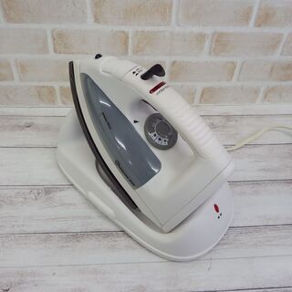 ニトリ　スチームコードレスアイロン　TK-732RCS