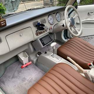 今人気のパイクカー！日産フィガロの画像