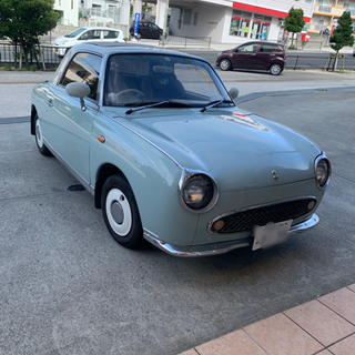 今人気のパイクカー！日産フィガロの画像