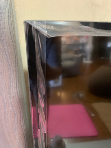 東芝　REGZA テレビ　32型