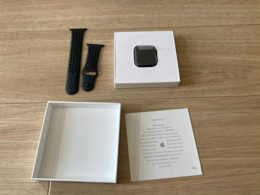 （新品同様）アップルウォッチseries4 セルラーモデル44mm（NIKE）＋付属品