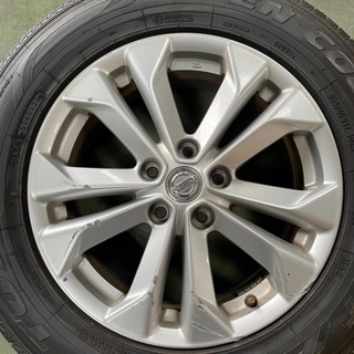 エクストレイル　225/65R17 タイヤホイルセット