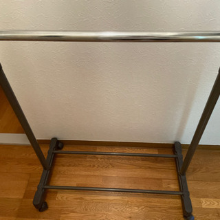 ハンガーラック