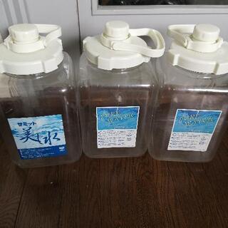 4リットルのボトル