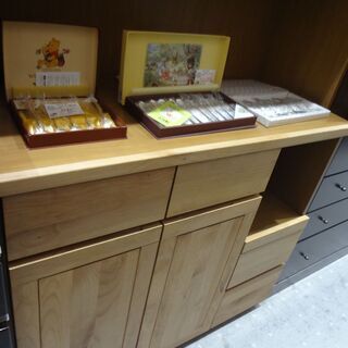 食器棚　モノ市場東海店