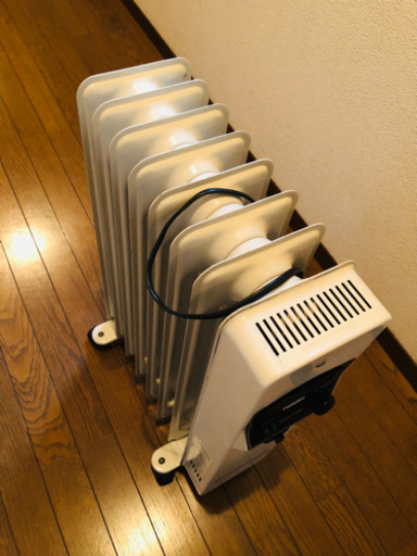 デロンギ　オイルヒーター　930812T