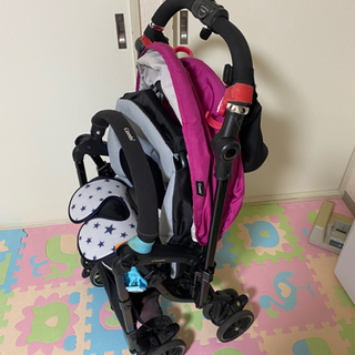 コンビ ベビーカー スゴカル4キャス ピンク！ 新生児から使えます！