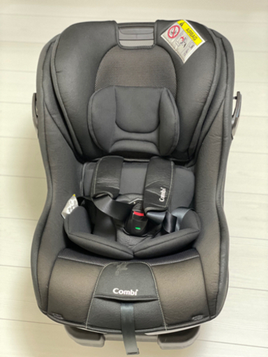 Combi   チャイルドシート　新生児〜OK