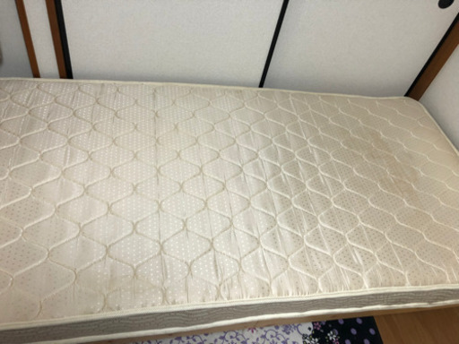 シングルベッド