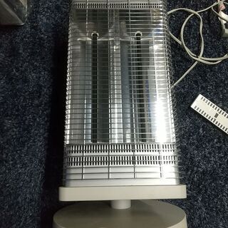 Y!　ダイキン 遠赤外線シーズヒーター オリジナル セラムヒート シャンパンゴールド ERFT11XSE8 2020年製