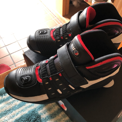 バイク用ライダージャケットと靴になります