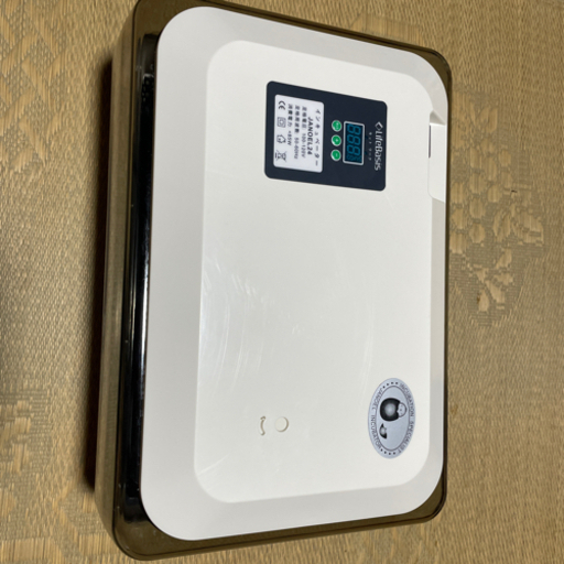 インキュベーター（孵卵器）