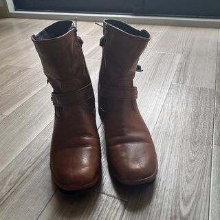 NIGOブーツの画像