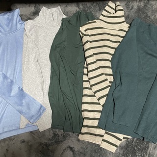 ＊差し上げます　秋冬物婦人服　Mサイズ　女性、引き取りのみ　２＊