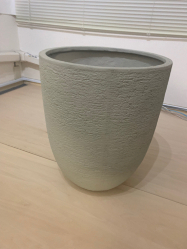 おしゃれ 樹脂製 軽量 植木鉢 新素材ポリストーンライト 外径43cm 高さ50cm ビアス アルトエッグ アイボリー 大型