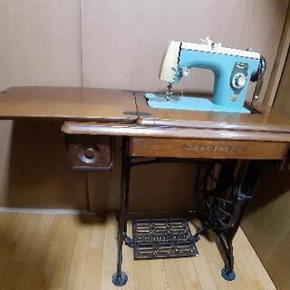 ミシン　足踏み　レトロ踏み台付き　ジャノメ　ブラザー