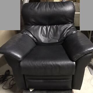 馬場家具 革製 １人用 リクライニングソファ スピーカー内蔵 黒...