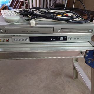 DVD/VHSコンビネーションデッキの画像