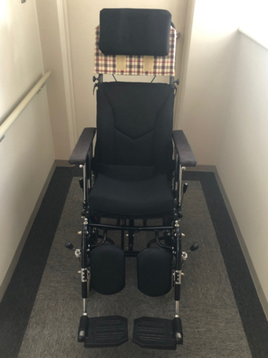 お取引決まりました。リクライニング車イス　カワムラサイクル　介助式