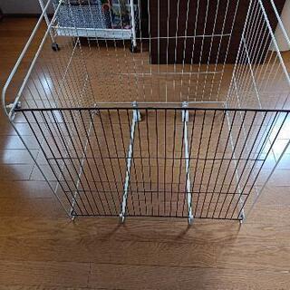 ファンヒーターの安全カバー？です。の画像