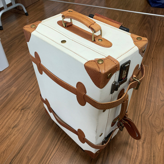 【商談中】キャリーバッグ　おしゃれ