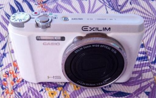 取引完了！　CASIO EXILIM EX-ZR1300 コンデジ カメラ 自撮り ホワイト