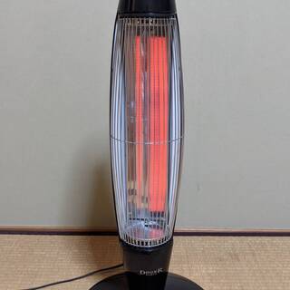 首振り電気ストーブ（トヨトミ）の画像
