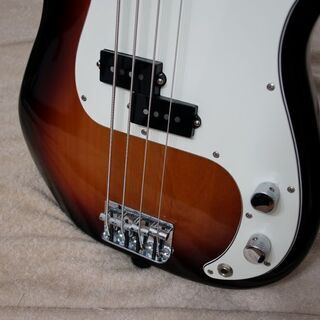 フェンダー プレジションベース プレイヤーシリーズの画像