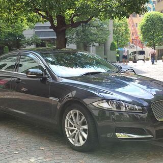 【低走行2.8万km/極上美品/ﾌﾟﾚﾐｱﾑﾗｸﾞｼﾞｭｱﾘｰ】...