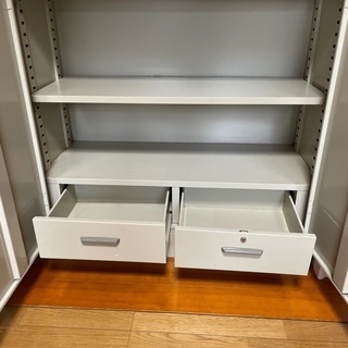 コクヨ　金庫　書類棚