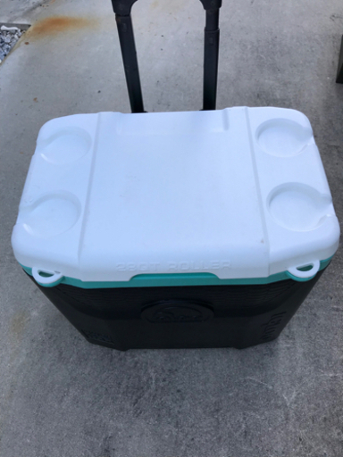 現金可　イグルー　クーラーBOX 緊急値下げ