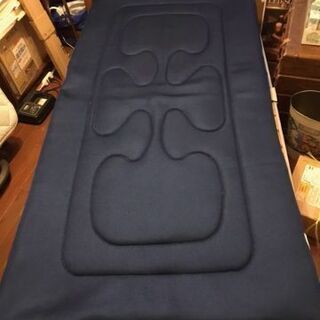 折り畳みベッド（シングル）