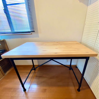 IKEA KULLABERG イケア クッラベリ ダイニングテーブル 作業台 デスクの画像